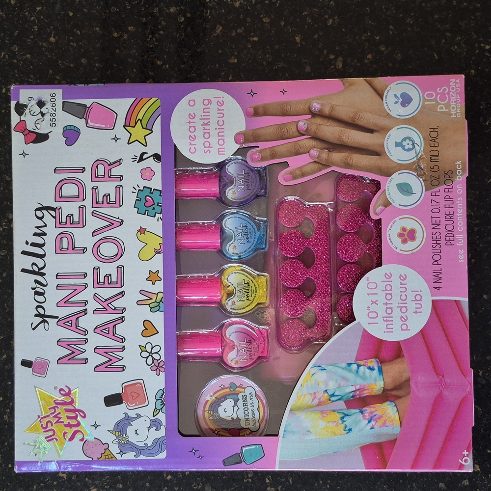 Sparkling Mani Pedi Makeover Set